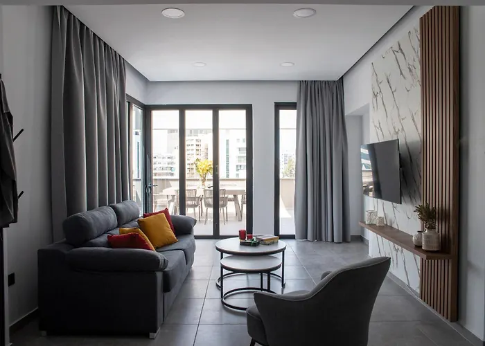 Le Bouquet Luxury Ltd 公寓 *