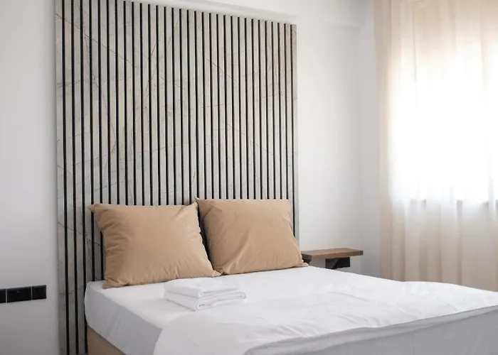 Le Bouquet Luxury Ltd דירה