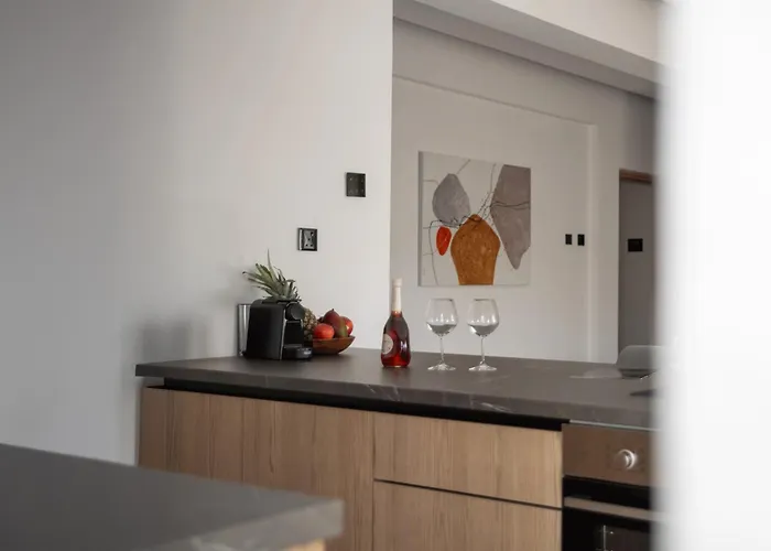 Le Bouquet Luxury Ltd *